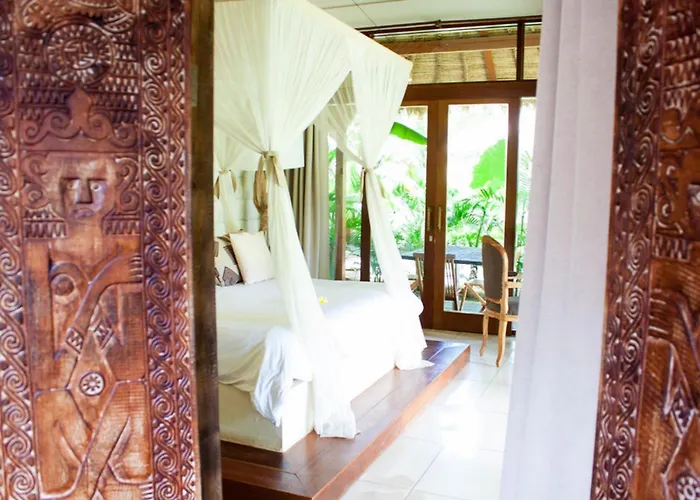 ラ キャバン 4*